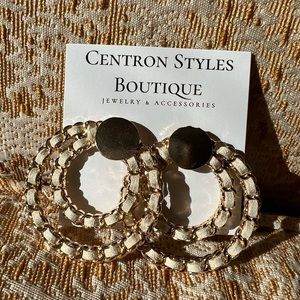 WHITE roll with me EARRINGS